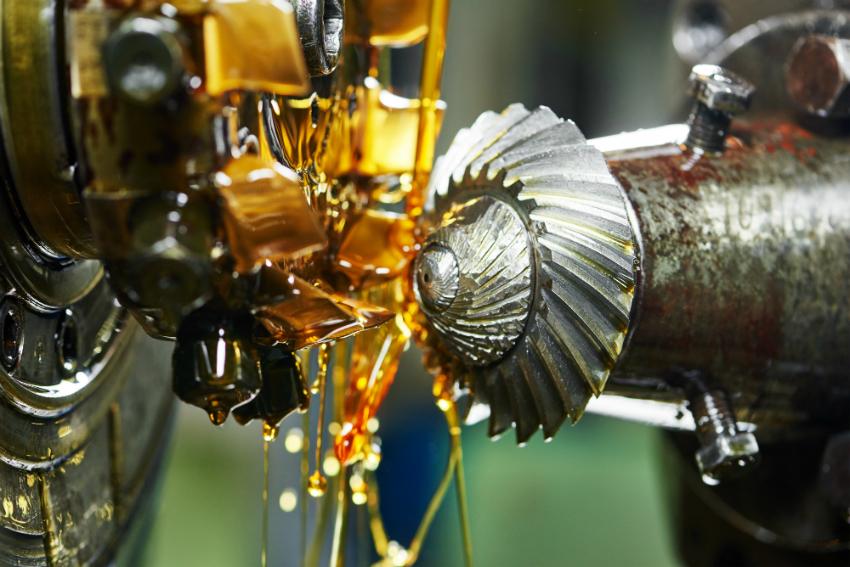Avoiding Risks from Oil Mist