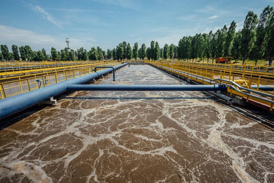 Emulsionsspaltung in der Abwasserbehandlung