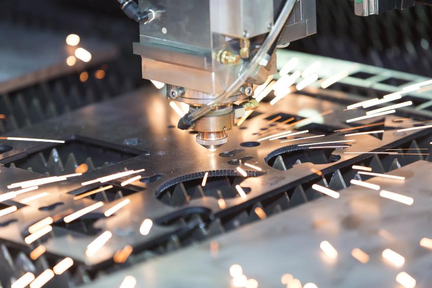 CNC Laser Metallbearbeitung